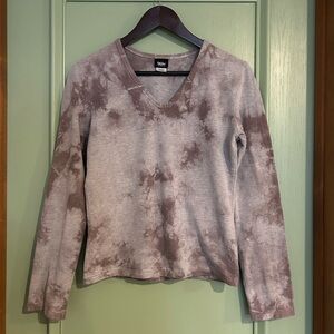 Mossimo V-Neck Tie-Dye Long Sleeve